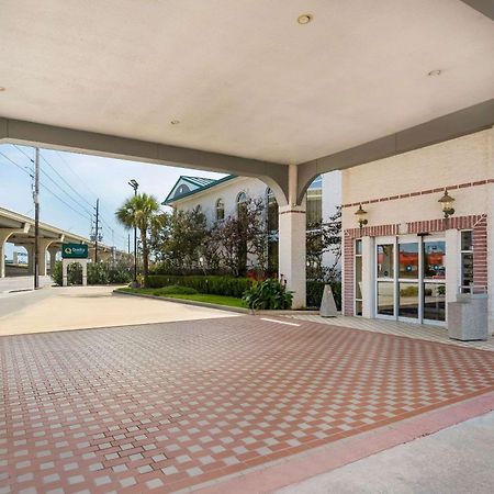 Quality Inn & Suites Cypress Exterior foto